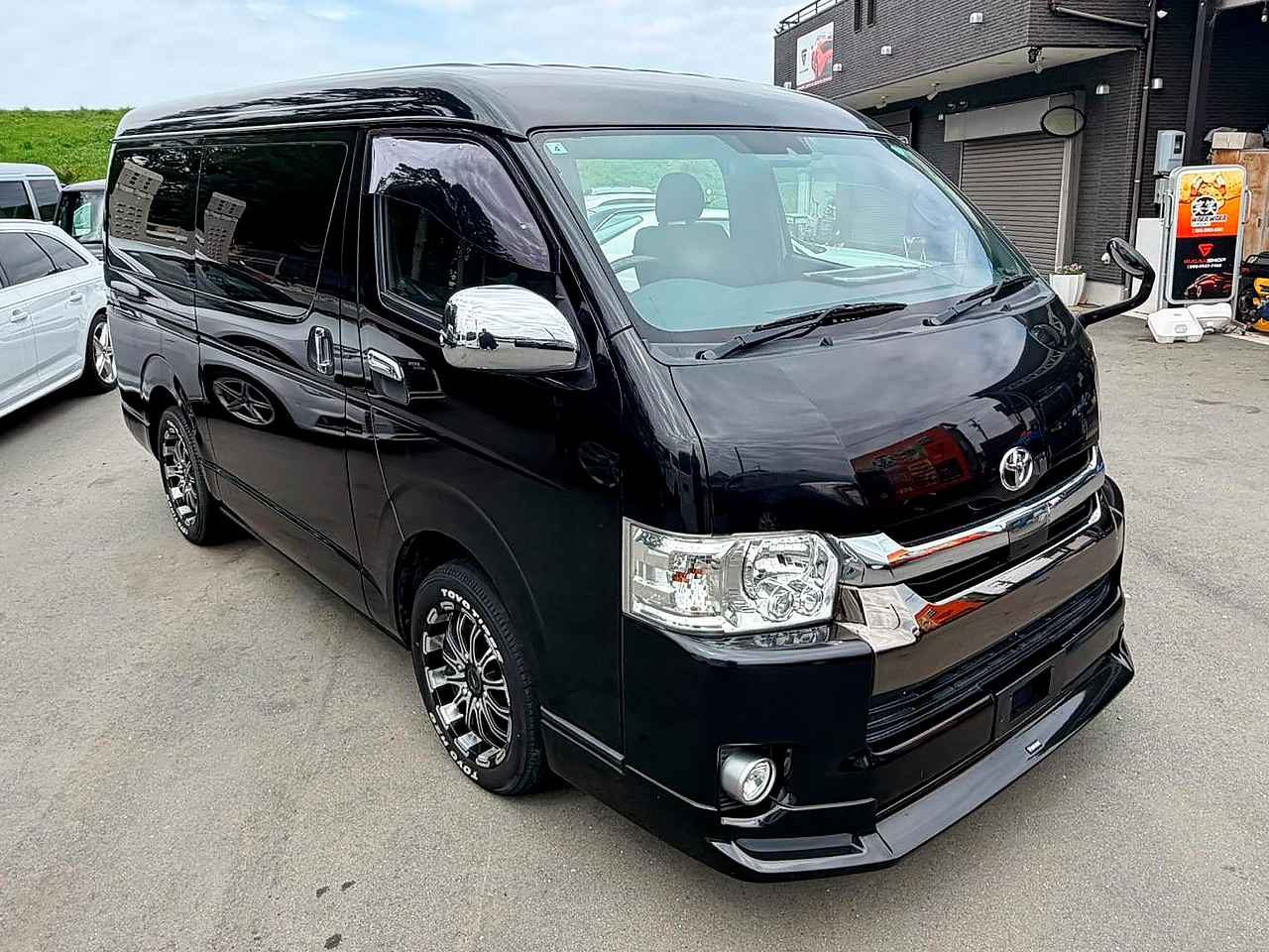 TOYOTA HIACE 2019 — Foto 1 de 15