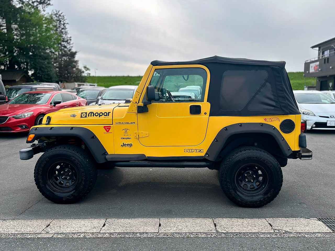 JEEP SAHARA 1999 — Foto 7 de 15