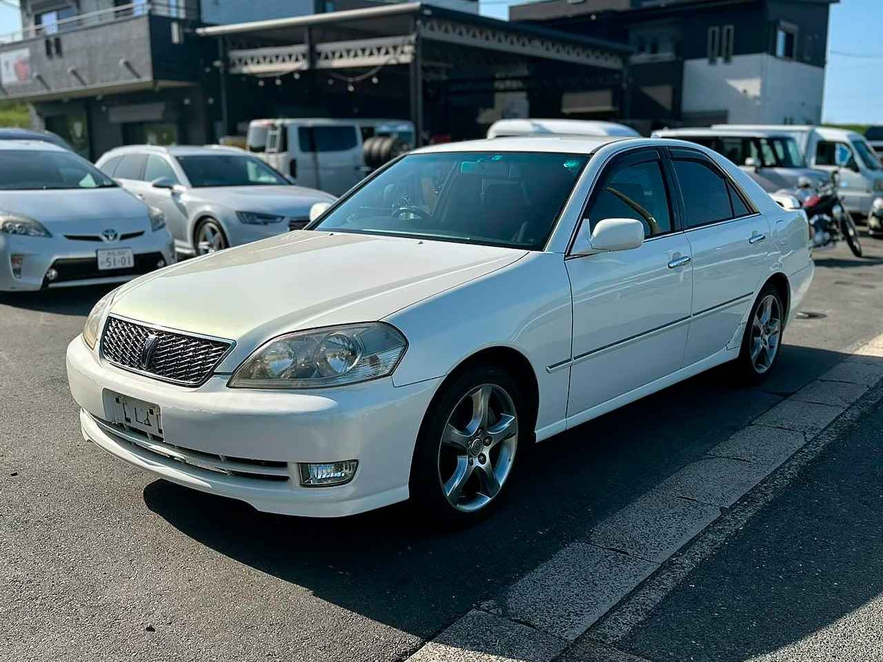 TOYOTA MARK II 2003 — Foto 1 de 15