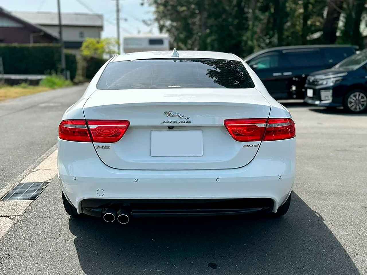 JAGUAR XE 2017 — Foto 4 de 15