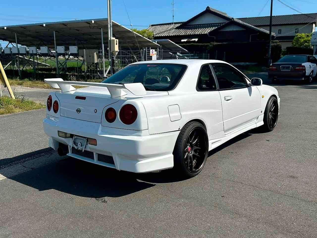 NISSAN SKYLINE 1998 — Foto 4 de 15