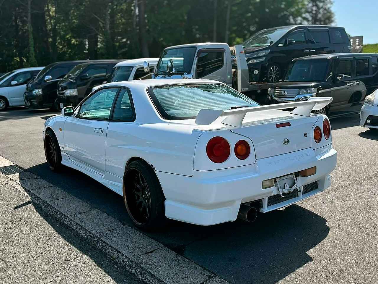 NISSAN SKYLINE 1998 — Foto 6 de 15