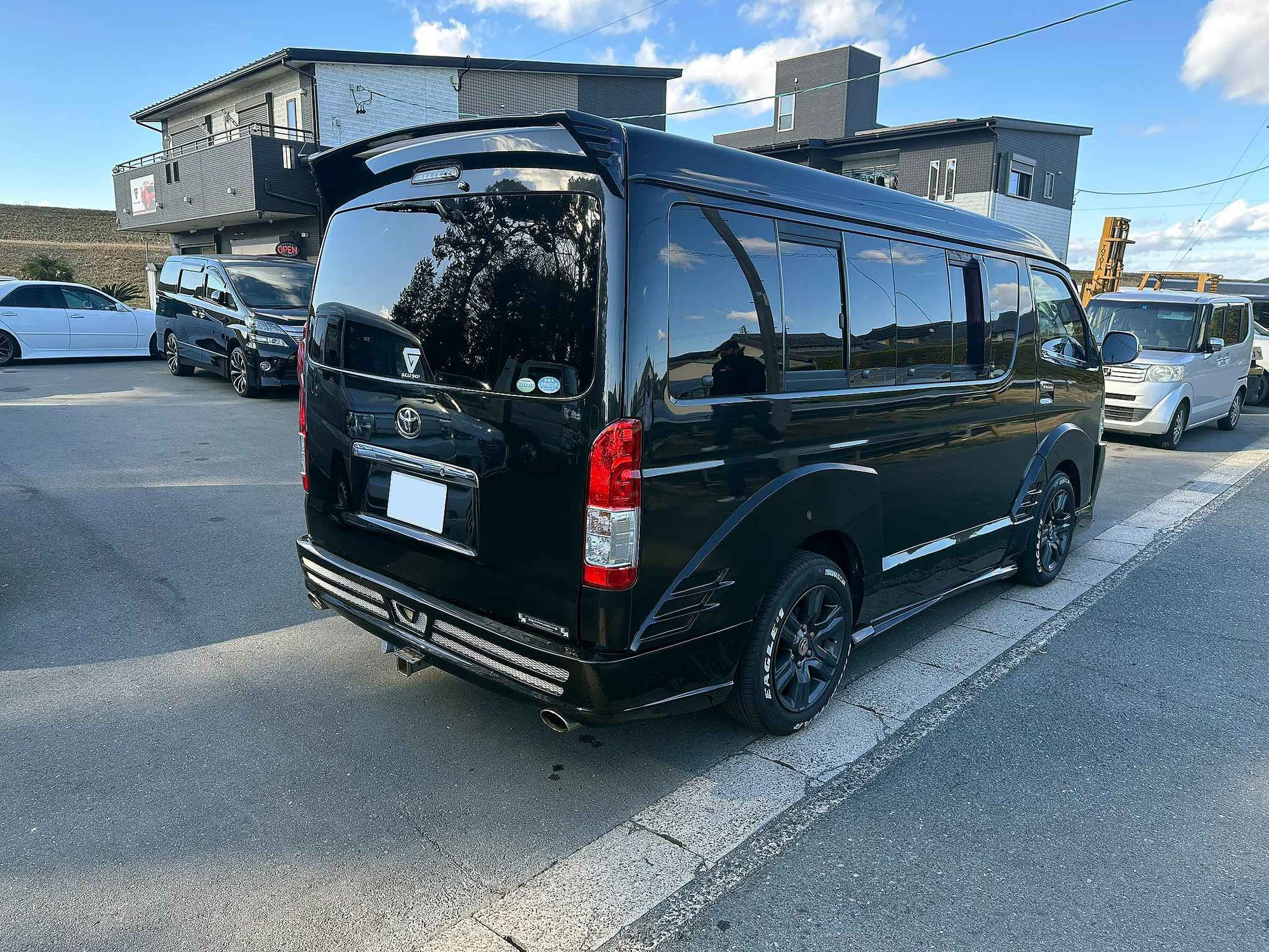 TOYOTA HIACE 2008 — Foto 4 de 15