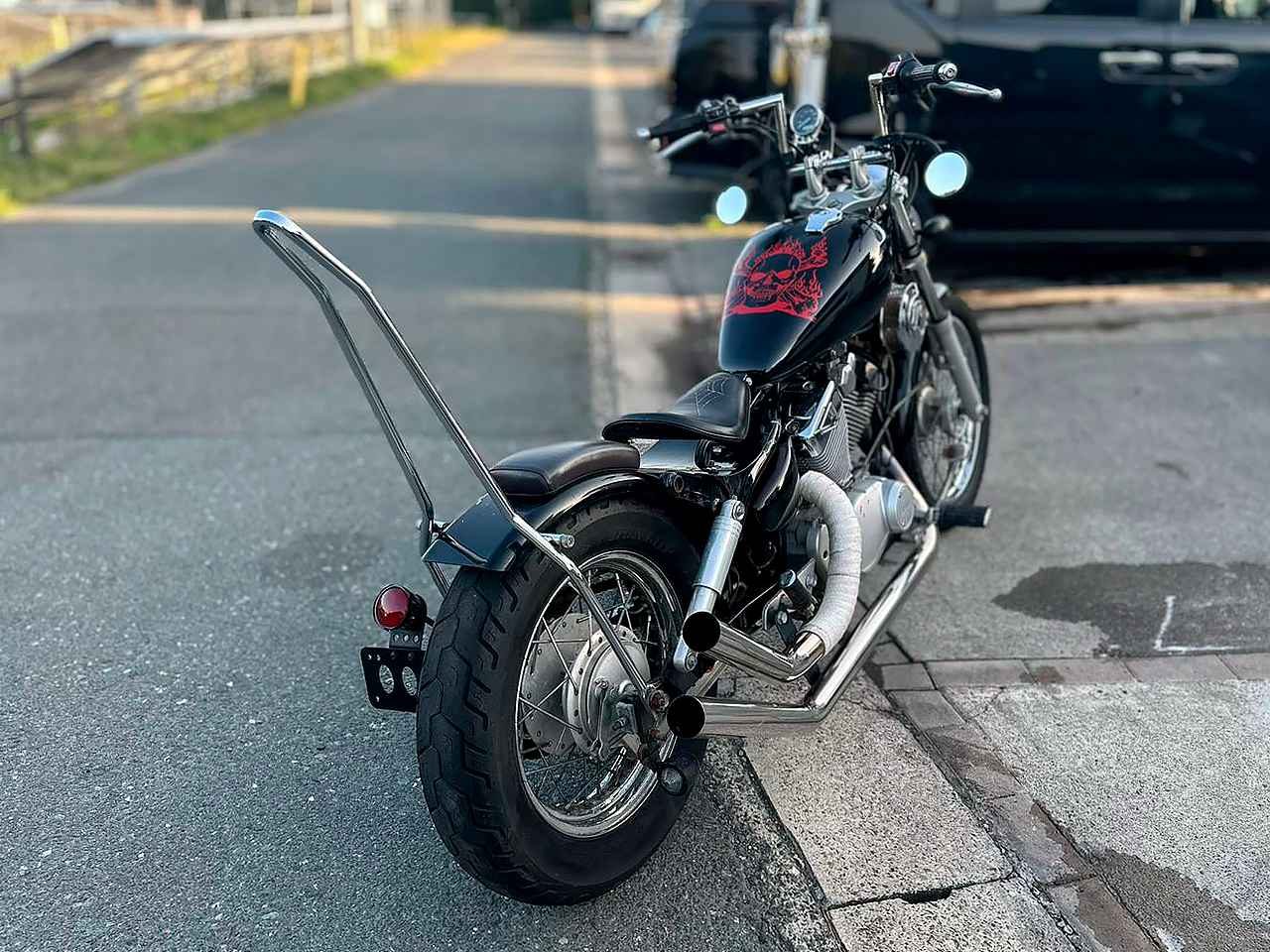 YAMAHA VIRAGO 1970 — Foto 4 de 8