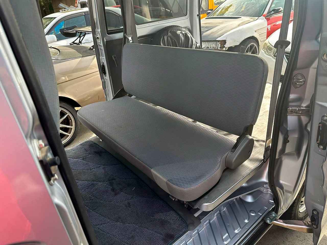 MITSUBISHI MINICAB 2016 — Foto 14 de 15