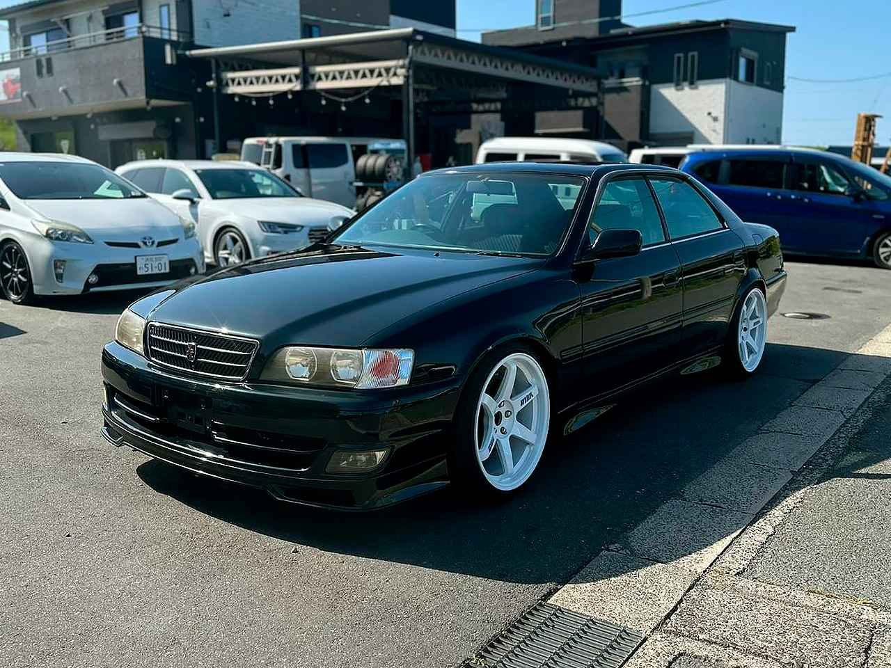 TOYOTA CHASER 1998 — Foto 1 de 15